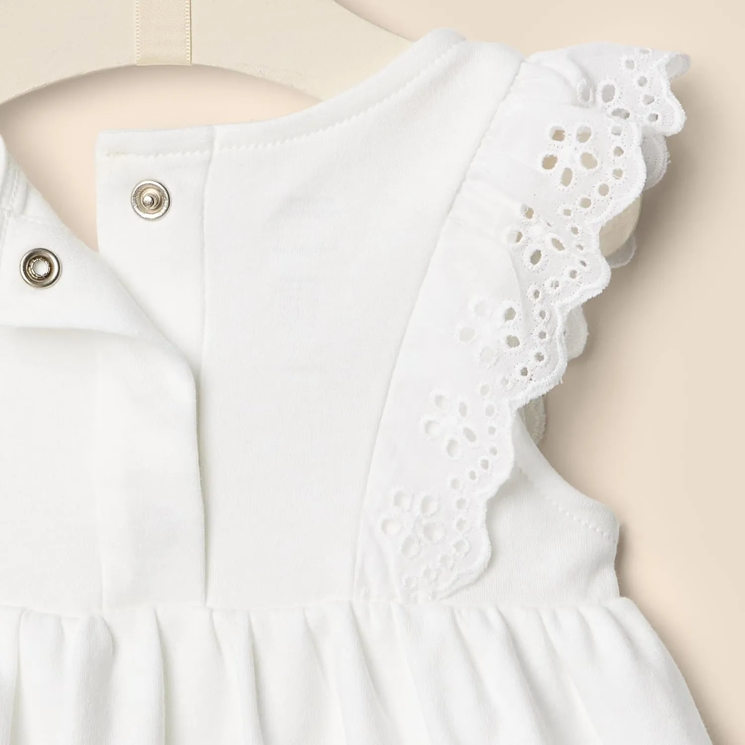 Amazon Essentials x Sofia Grainge Toddlers and Baby Girls' Eyelet Short & Top Set