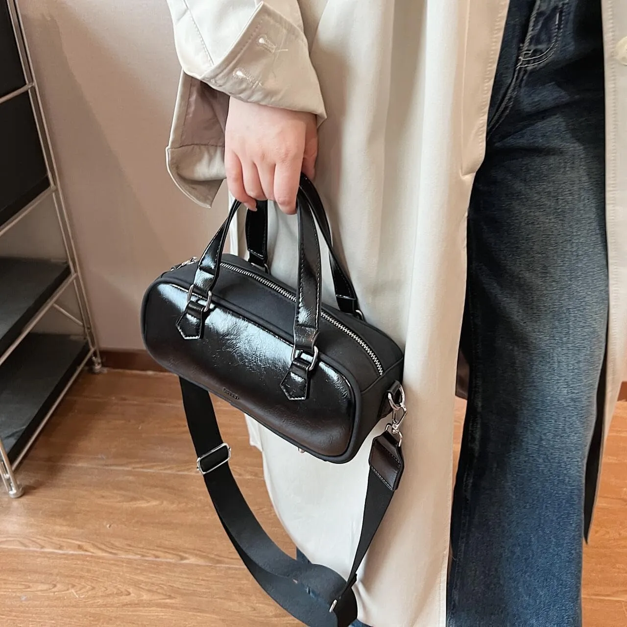 Bowling Tote Handbag for Women Shoulder Crossbody Bag Vegan Leather Satchel Purses with Adjustable Guitar Strap