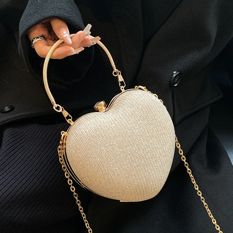 Dawn  Herzfrmige Umhngetasche mit Kette