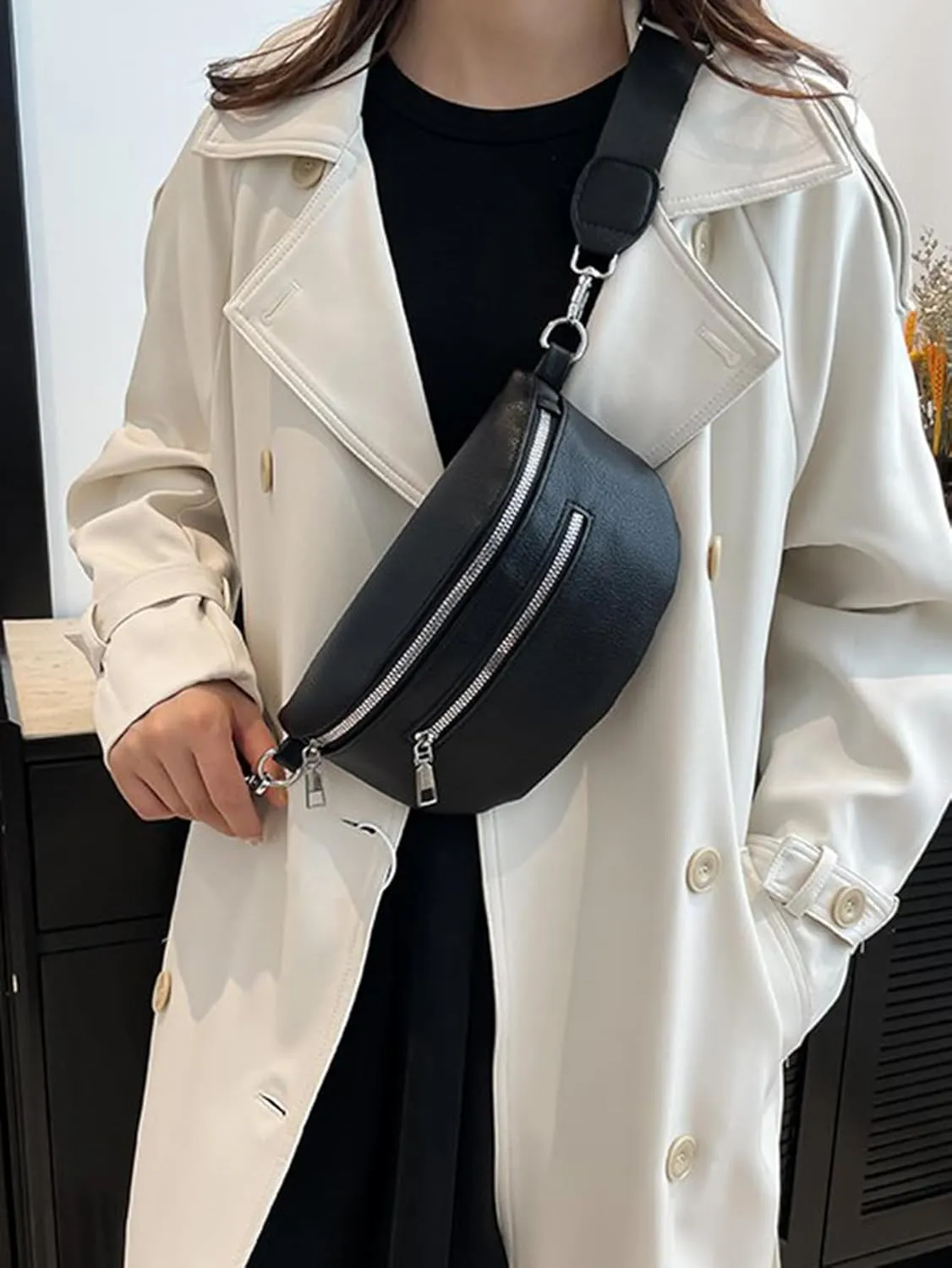 Verdusa Women's PU Leather Crossbody Bags Y2K Belt Bag Shoulder Bag with Zipper