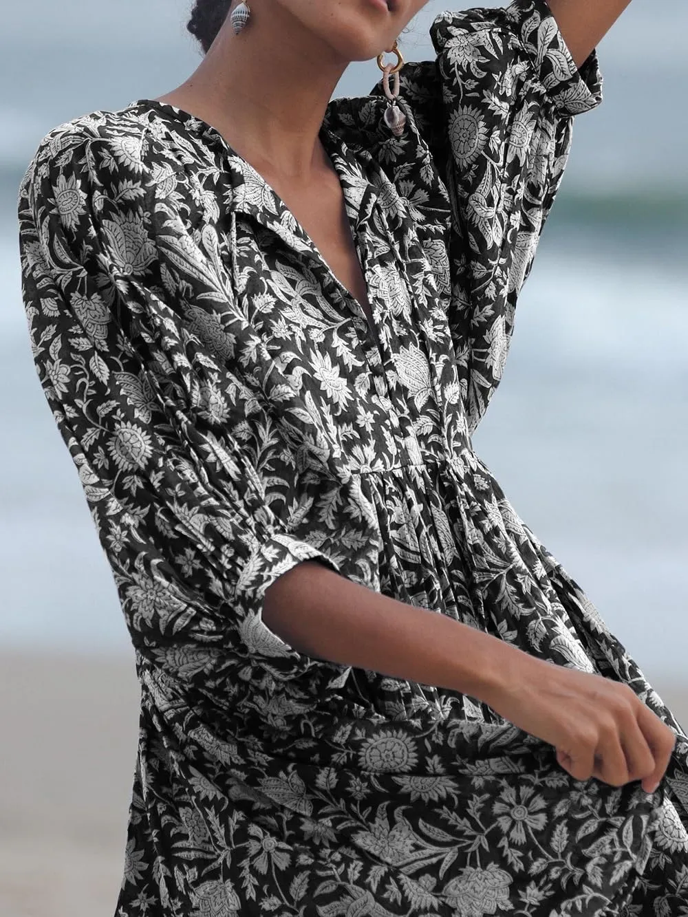 Women Y2K Boho Floral Mini Dress Puff Sleeve V Neck Short Dress Babydoll Flowy Dress Summer Vacation Outfits