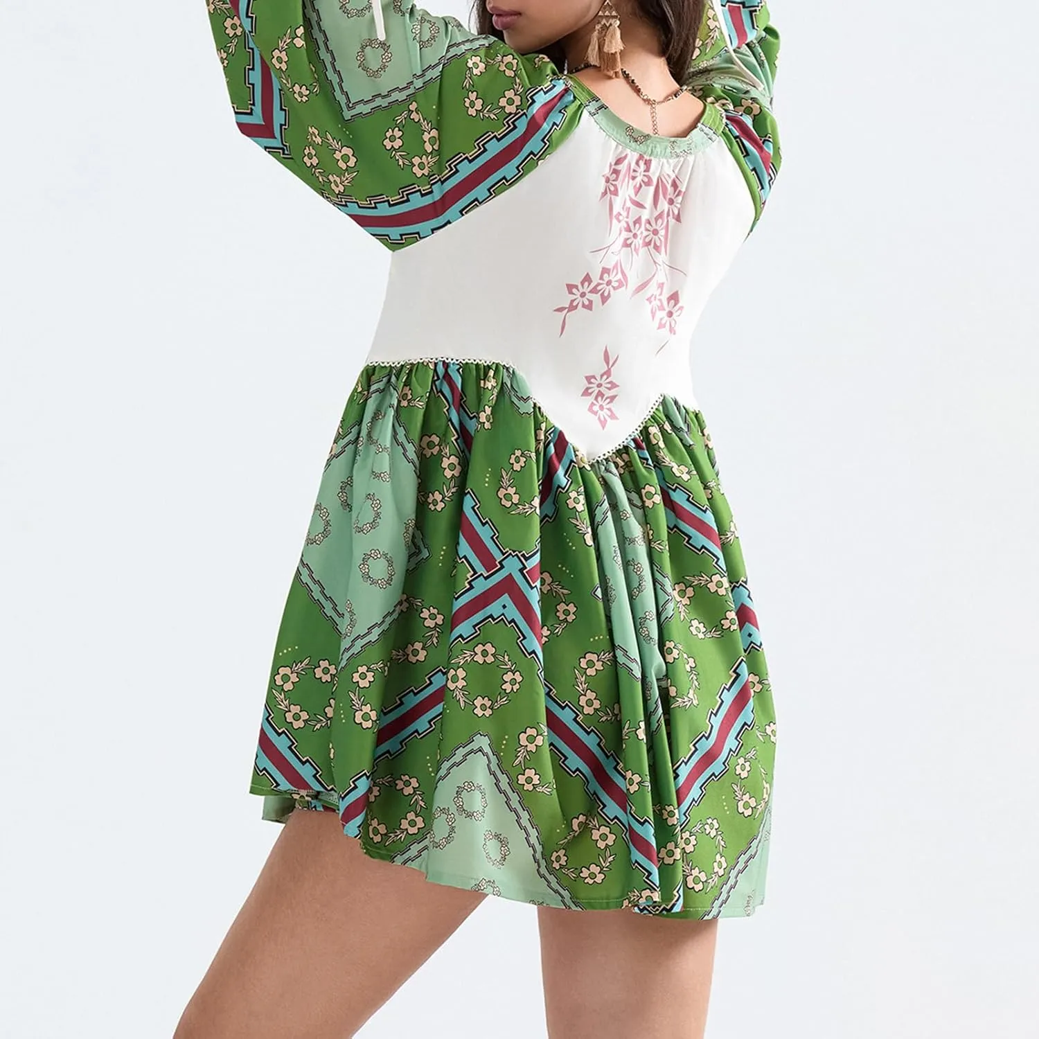 Women Y2K Boho Floral Mini Dress Puff Sleeve V Neck Short Dress Babydoll Flowy Dress Summer Vacation Outfits